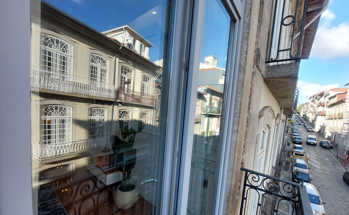 Balcón privado del Alma Of Almada con vistas a Rua do Almada